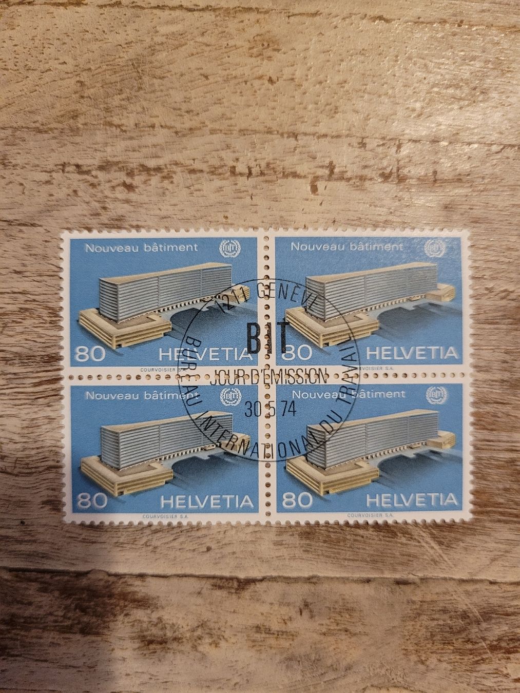 Tutti i francobolli: neues Gebäude des BIT – Usato da Inwil venduto da Flower2325