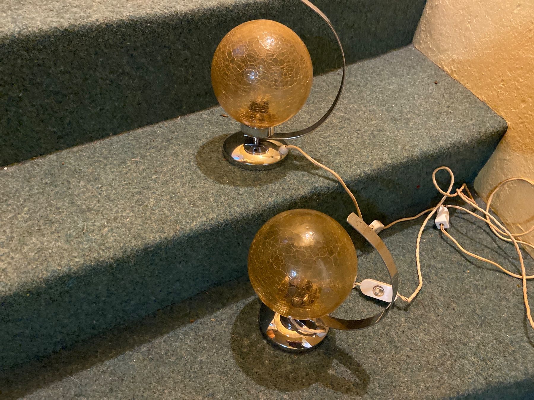 Lampade: Ein Paar Nachttischlampen – Usato da Oberwil BL venduto da hr237