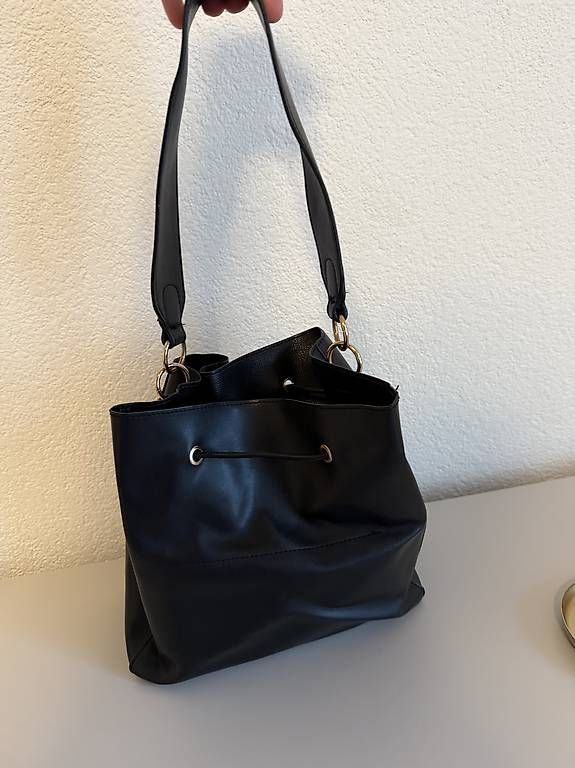 Taschen für Damen: Handtasche (Even&Odd) – Gebraucht aus Herisau von Fashionata0609 1