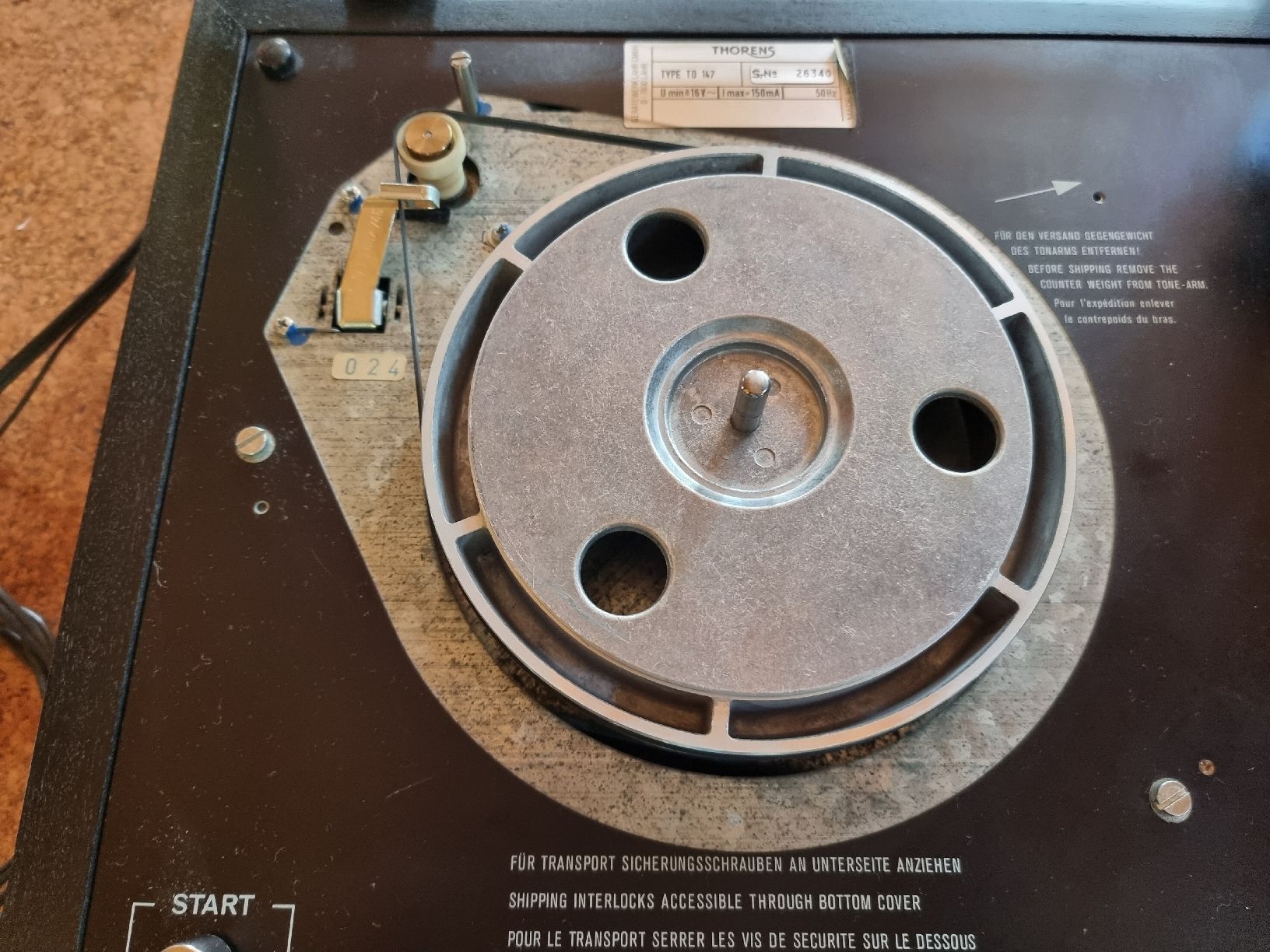 Thorens Tourne-disques: Thorens TD 147 Plattenspieler – D'occasion à Rigi-Kaltbad par Marion_Fercher 4