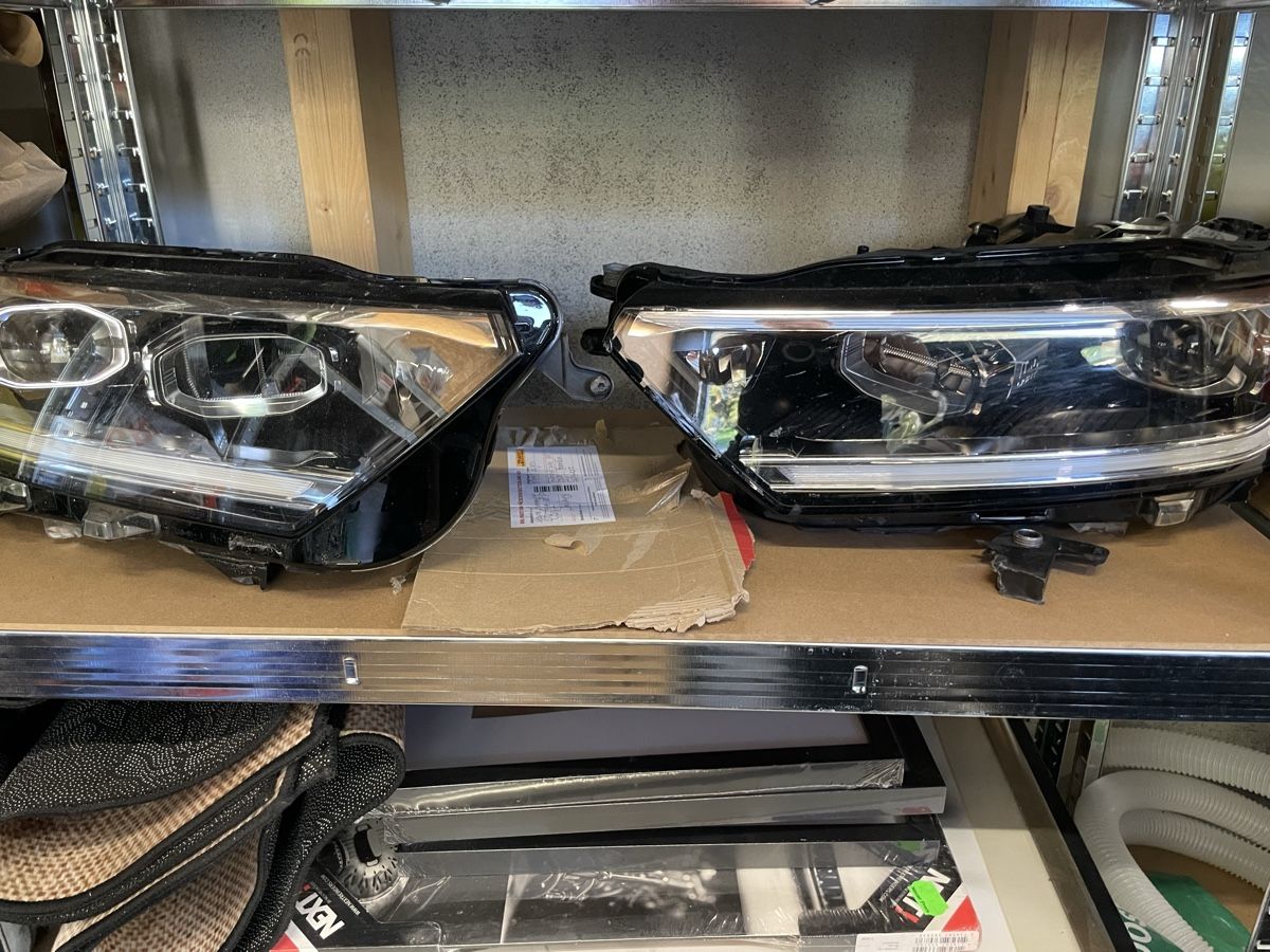 VW Phares: VW Matrix LED IQ Light Scheinwerfer – Défectueux à Gamsen par unikktaili01