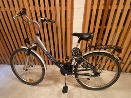 Fahrrad, für Damen in gutem gebrauchten Zustand.