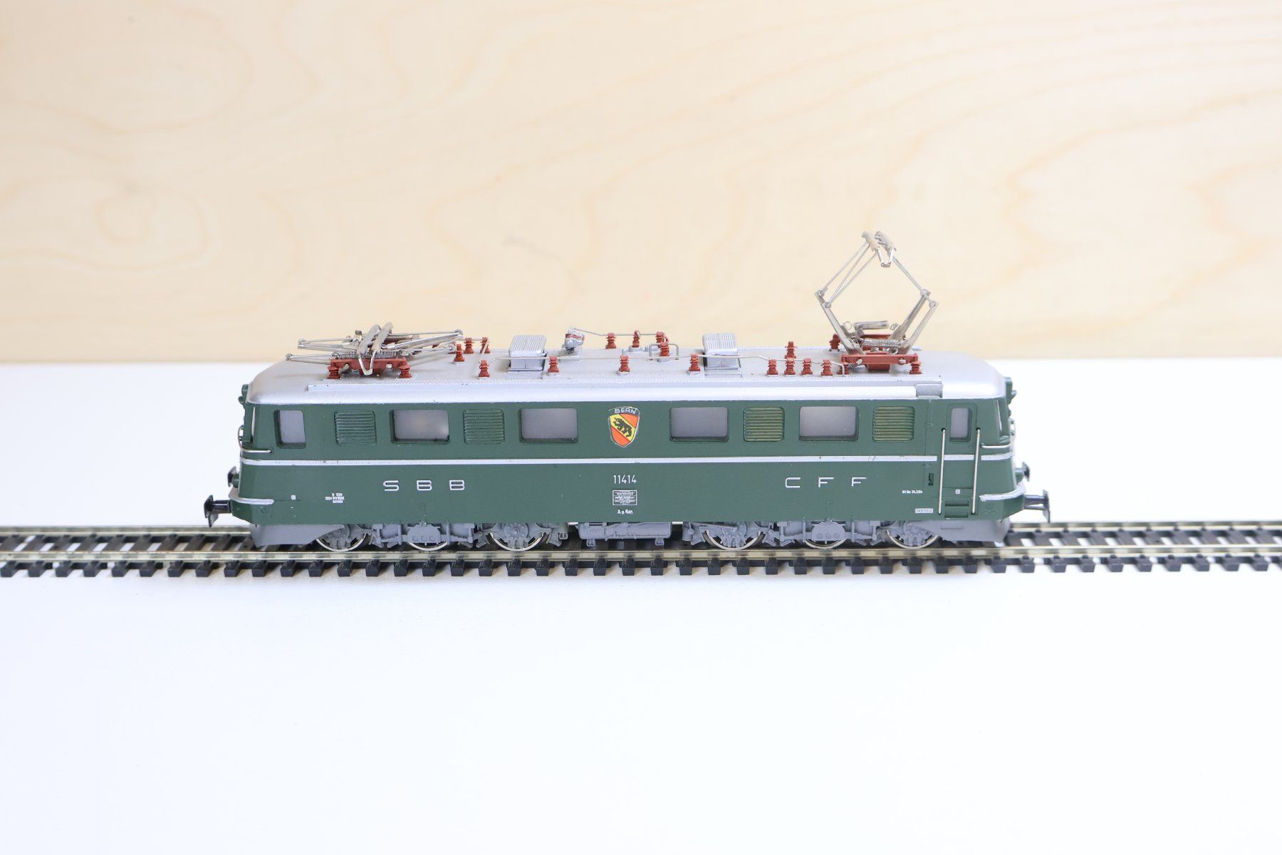 Märklin Trains électriques: Märklin SBB Ae 6/6 E-Lok "Bern" - 3050 - H0 – D'occasion à Winterthur par Monstera 2
