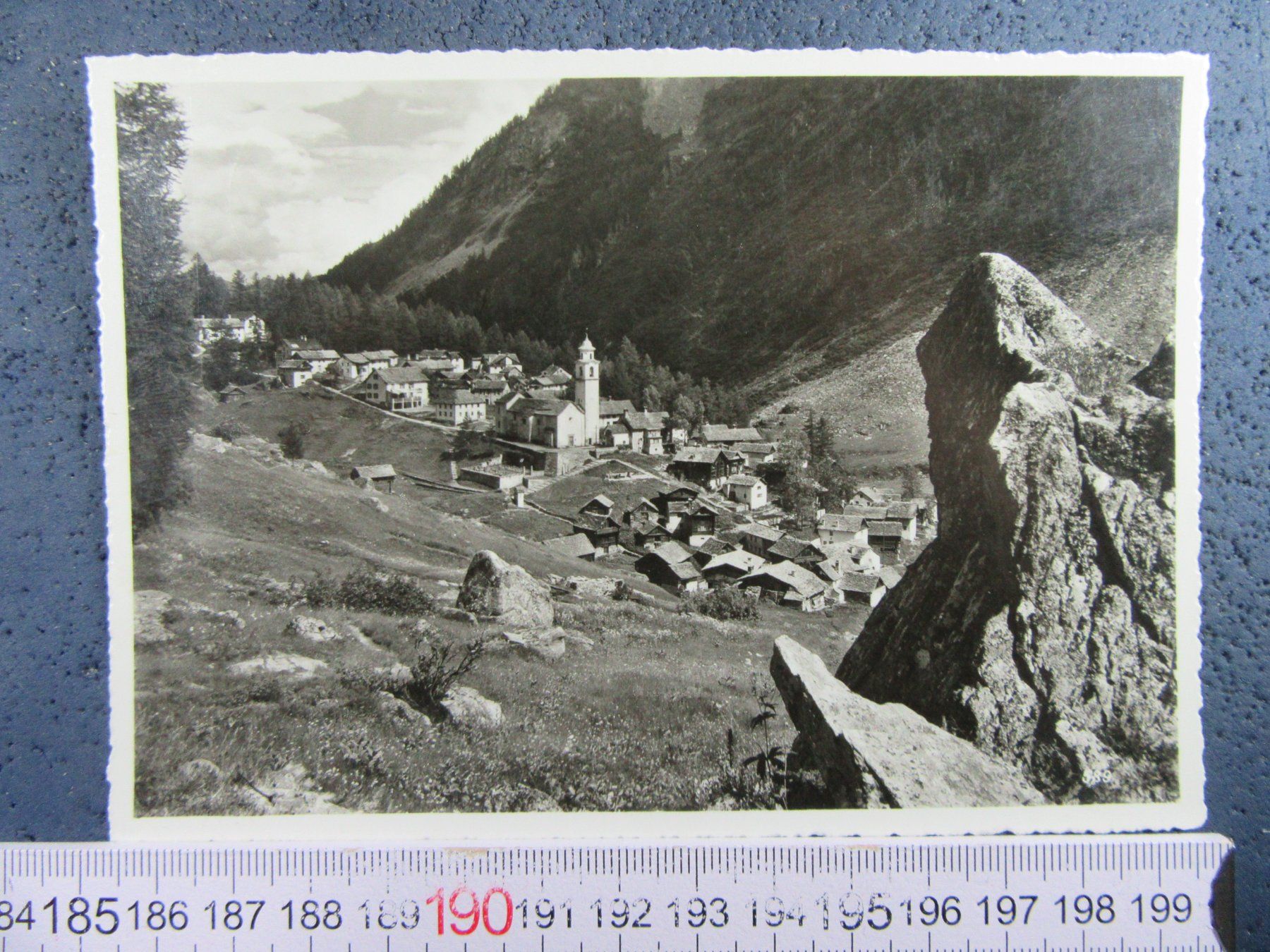 Cartoline postali: BOSCO GURIN 1946 TI AK – Usato da Ettingen venduto da Hausi4711