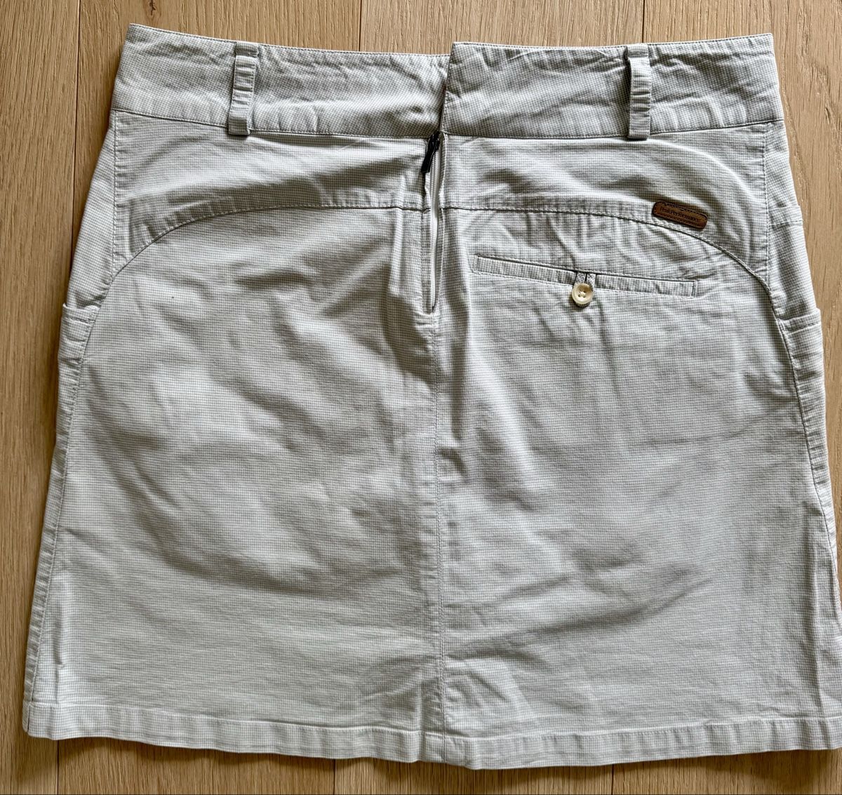 Peak Performance Gonne: Jupe  Golf Peak Performance  L coton écru – Usato da Nyon venduto da Ymel 1