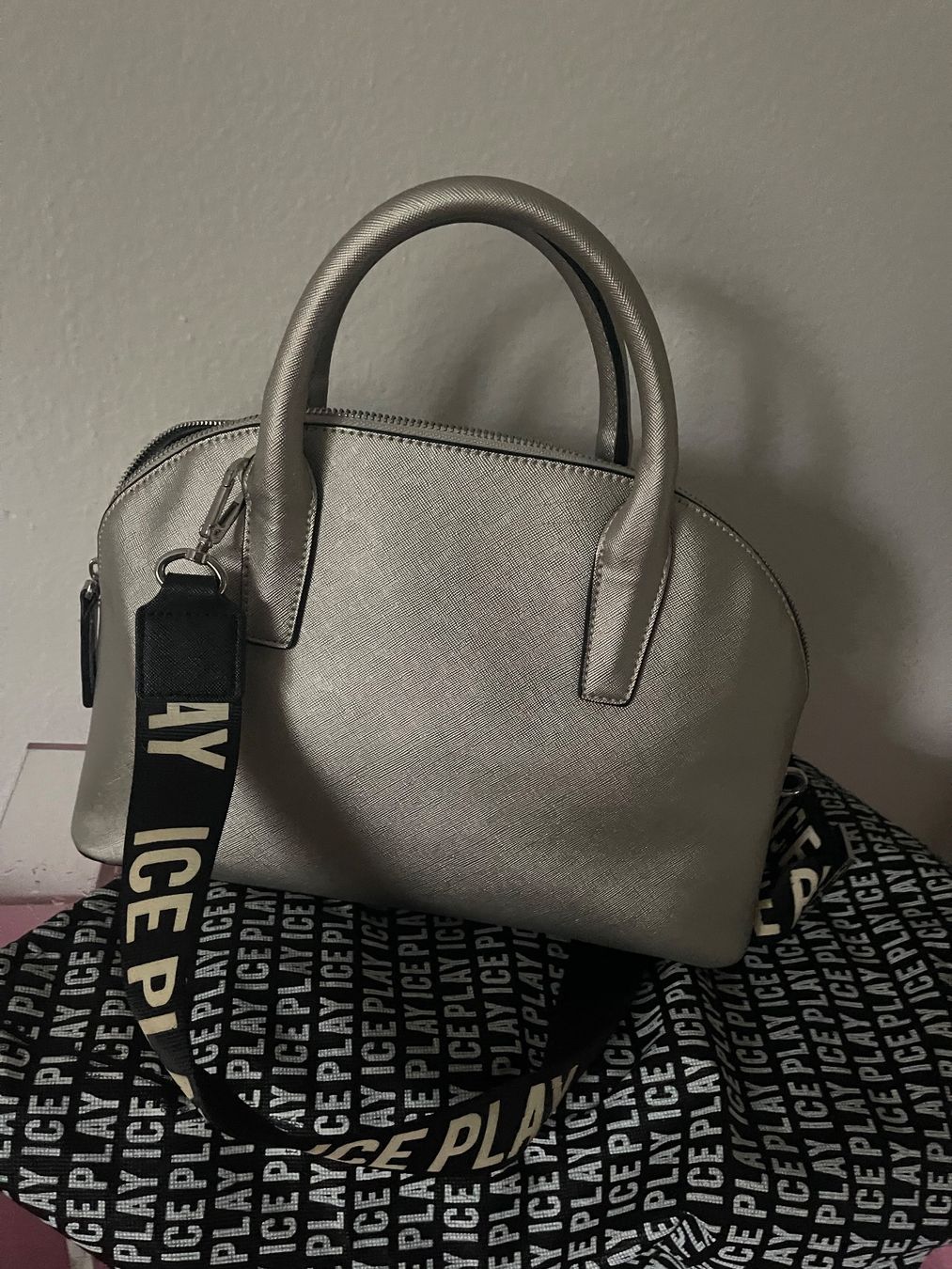 Taschen für Damen: ICE PlAY Tasche – Neu (gemäss Beschreibung) aus Hinterkappelen von simona67 1