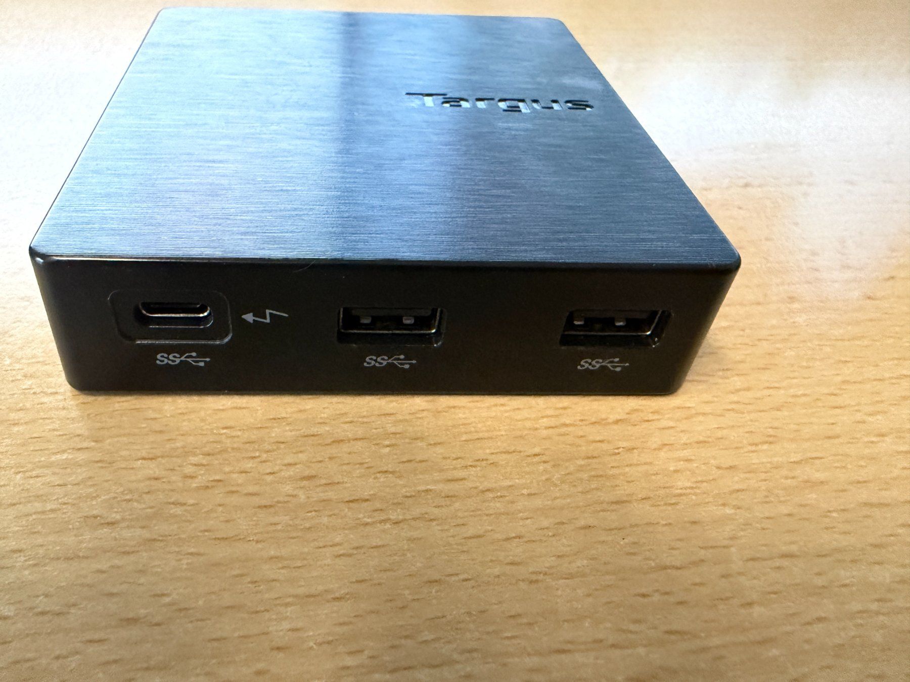Targus Docking station: TARGUS USB-C Travel Dock – Usato da Winkel venduto da PWo_Rueti