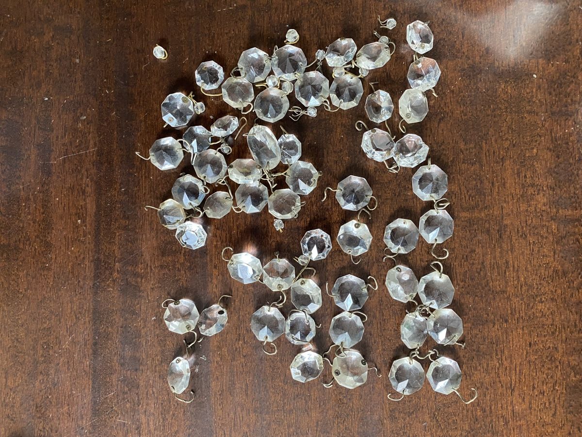 Tutte le decorazioni: Lot pampilles en verre ancien – Usato da Genève venduto da Mar7319 2