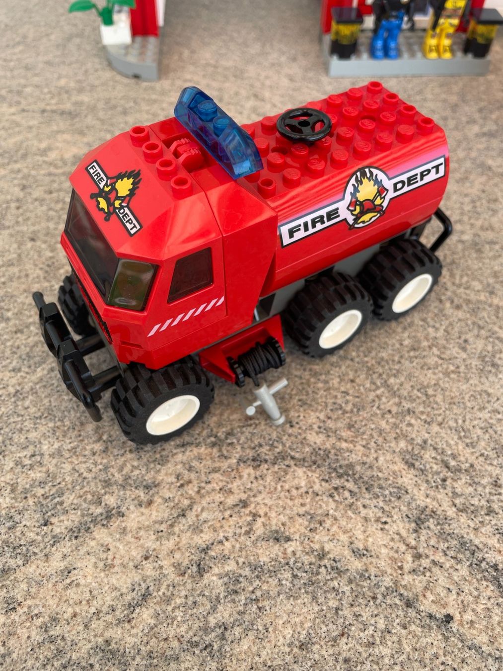 Lego Baukästen: LEGO Juniors Feuerwache 4651 mit Anleitung – Gebraucht aus Geroldswil von Jeremy11 4