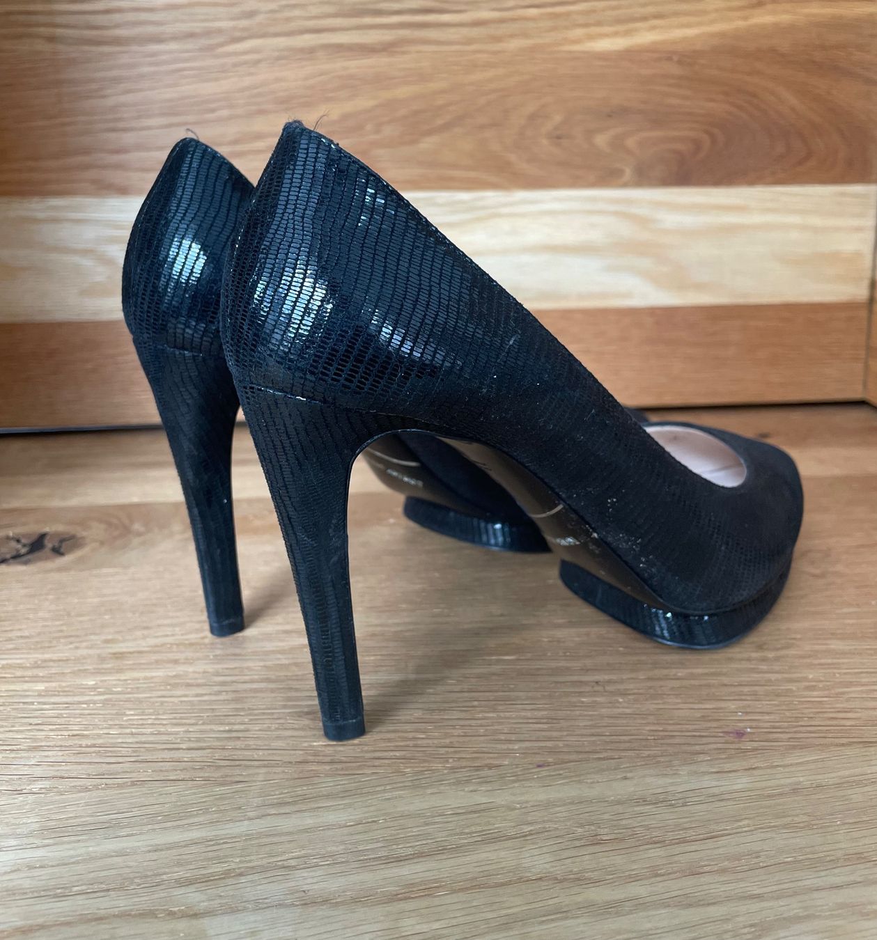 Armani Chaussures femmes: Giorgio Armani High Heels Gr.39 – D'occasion à Aadorf par Assyrian-Bazar 1