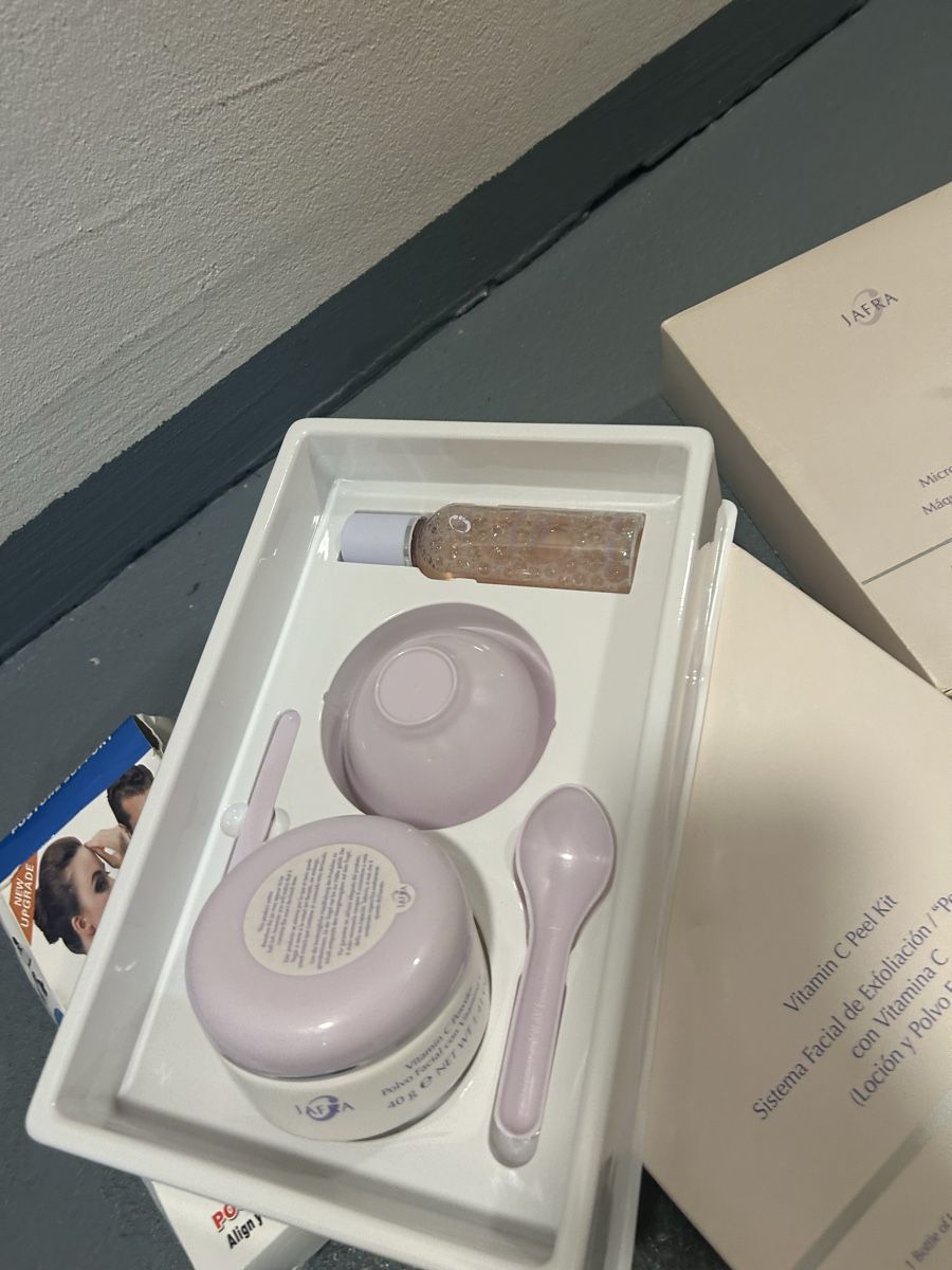 Gesichtspflege: Jafra Kosmetik – Gebraucht aus Wynau von eclub 1