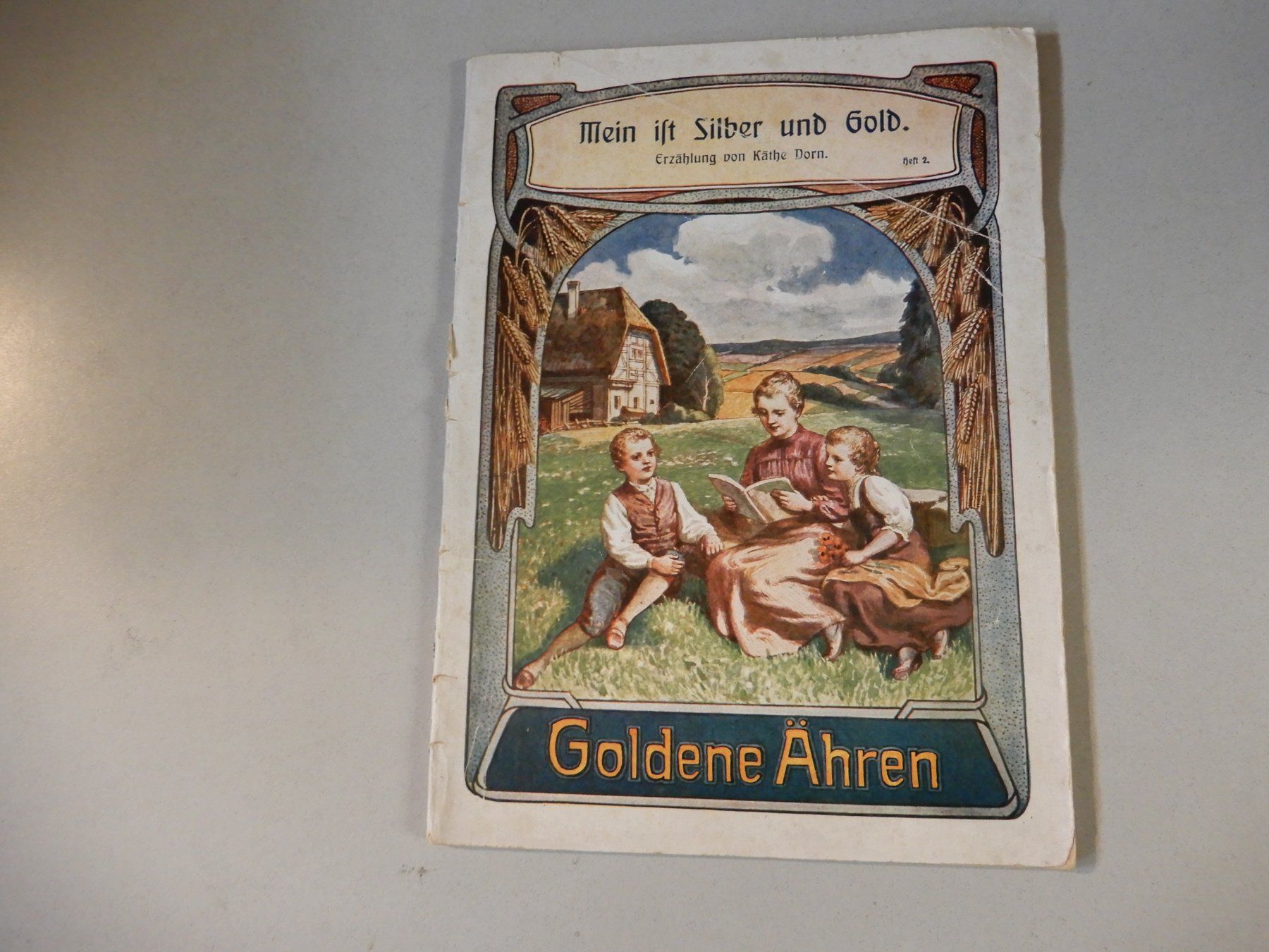 Libri: Antikes Kinderbuch "Goldene Ähren"  ca. 1900 – Usato da Erstfeld venduto da Mario_boe0