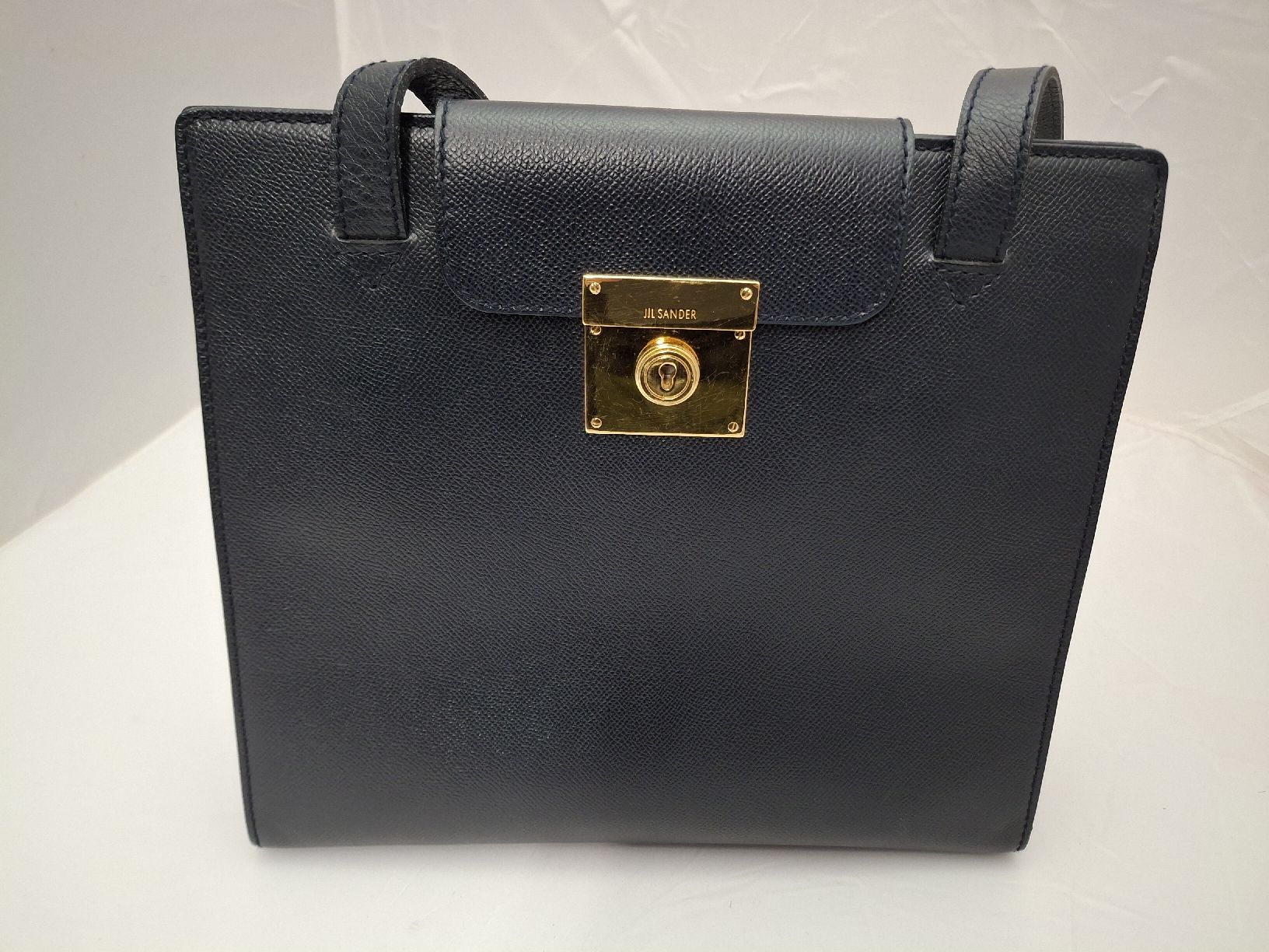Jil Sander Sacs femmes: Jil Sander Handtasche dunkelblau Leder – D'occasion à Fislisbach par HurtiBrocki