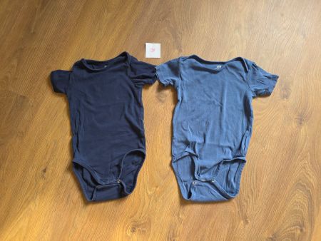 Kurzarmbodies, Bodies H&M Gr. 98 (2 Stk)