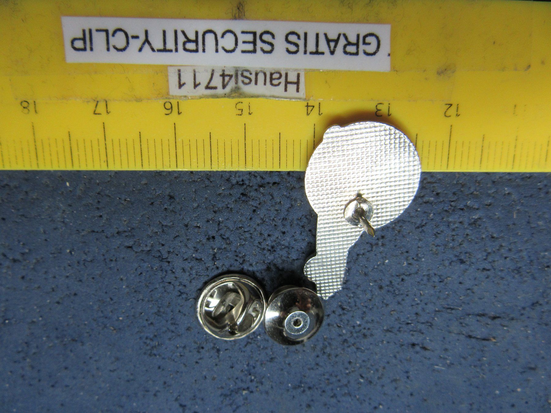 Alfa Romeo Placchette & Badge: ALFA ROMEO SPIDER CABRIO PIN GLASIERT – Usato da Ettingen venduto da Hausi4711 2