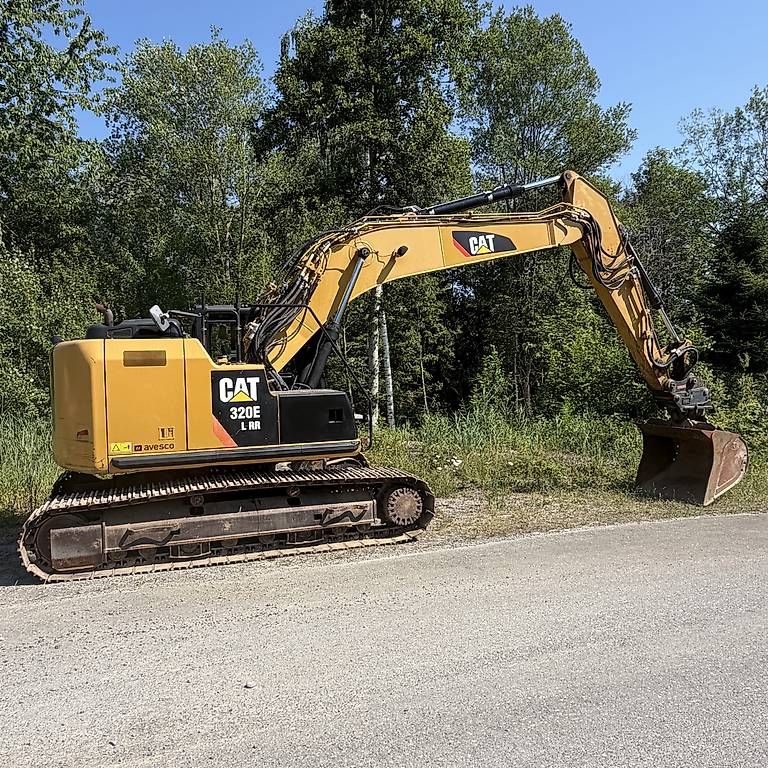 Caterpillar Escavatori: CAT 24Tonnen Bagger OilQuick – Usato da Menziken venduto da TairiBaumaschinen10 2