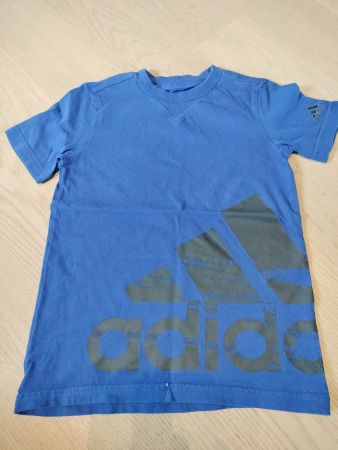Adidas T-Shirt Grösse 128