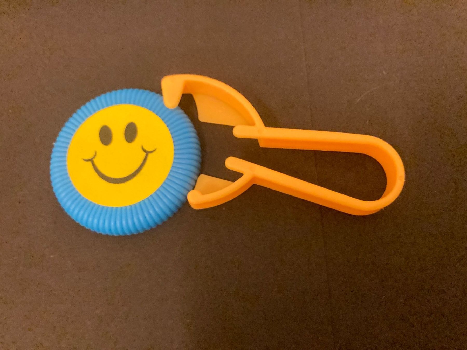 Jouets: Smile Shooter, beutel mit 48 Stück, gemischte Farben – Neuf avec emballage d'origine à Neuenhof par jorogo 4