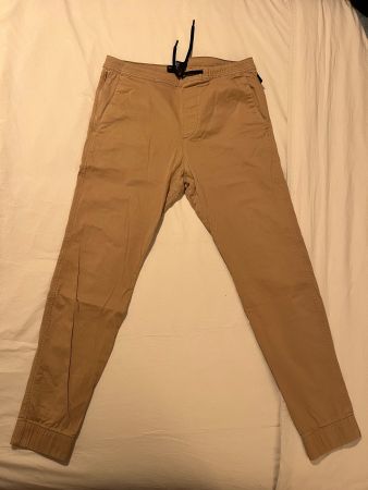 Hollister Jogger-Hose, Grösse L, beige