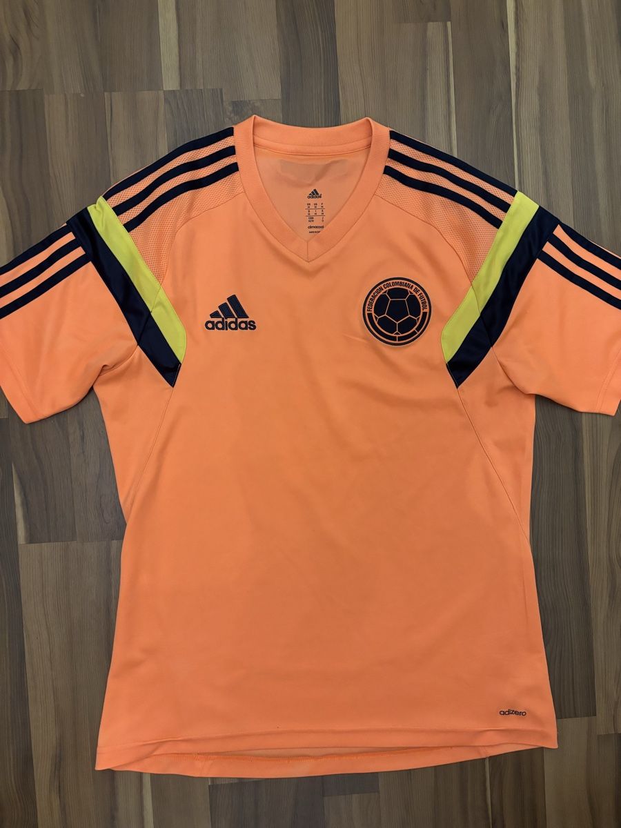 Adidas Canottiere & Pantaloni: Kolumbien Trikot, Grösse M – Nuovo (secondo la descrizione) da Zürich venduto da luk_jz5t