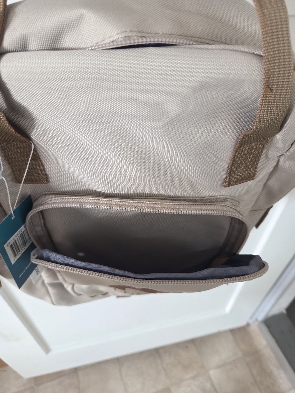 Rucksäcke: Rücksack von "LHOTSE" – Neu und originalverpackt aus Ebnat-Kappel von Moonel.104 4