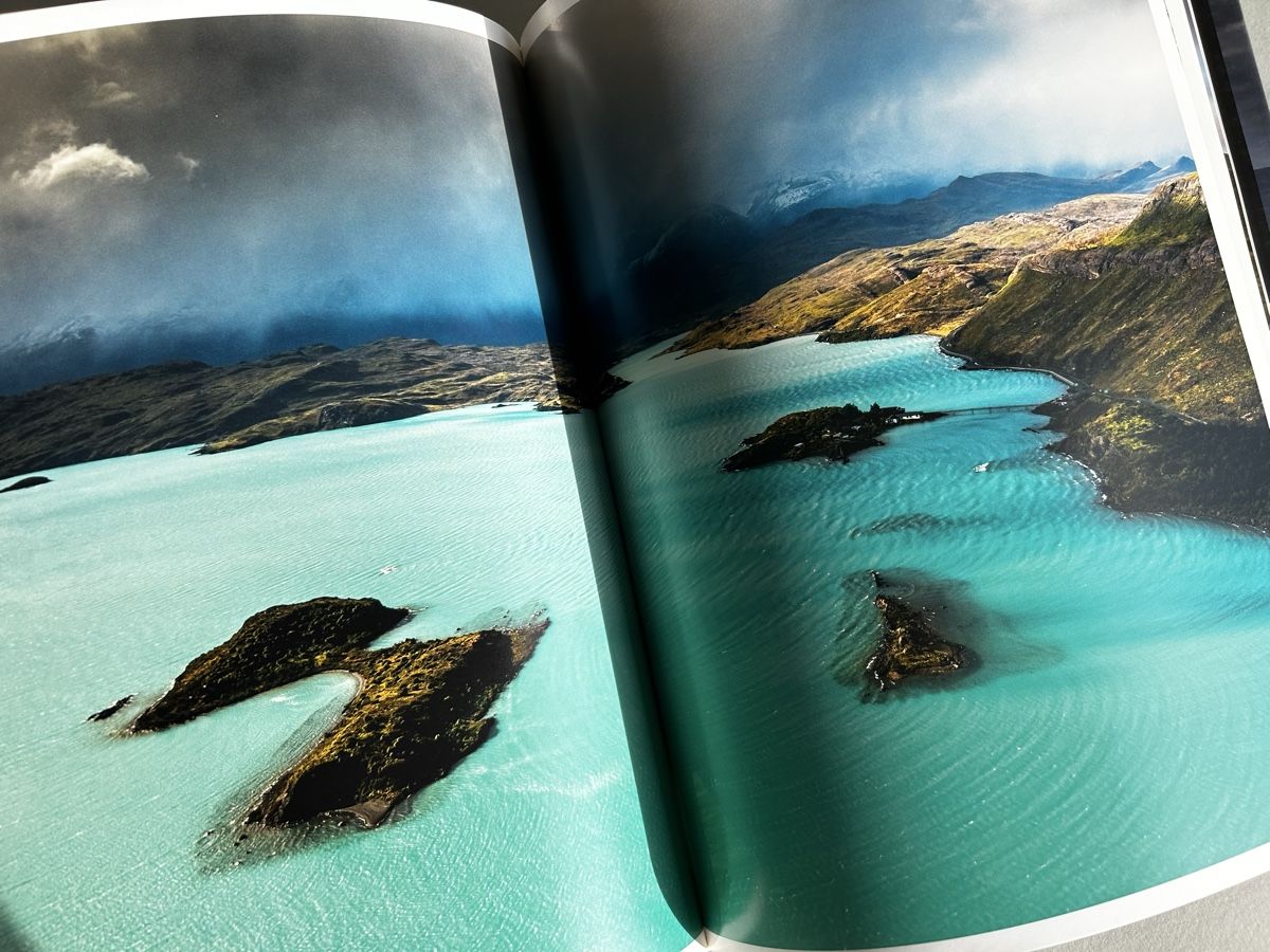 Bücher: Stefan Forster - Chasing Light. Photo Book. NEW! – Neu (gemäss Beschreibung) aus Zürich von Coffeetable88 3