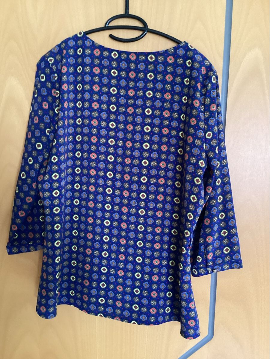 Camicette: Damen Bluse Gr XL, neuwertig. – Usato da Wassen UR venduto da SABDOM 1