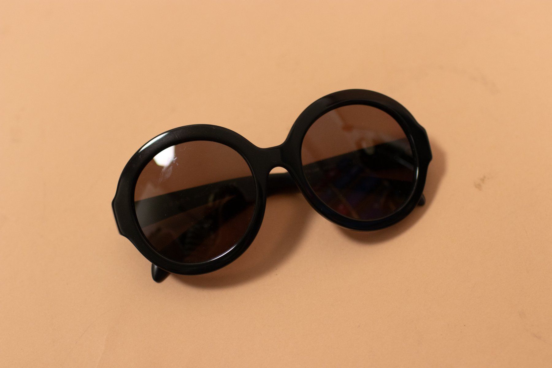 Prada Brillen & Gläser: Oversized PRADA Sunglasses – Gebraucht aus Hombrechtikon von BAZ-Vintage