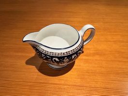 Wedgwood Florentine W1956 Milchkännchen – Bone China