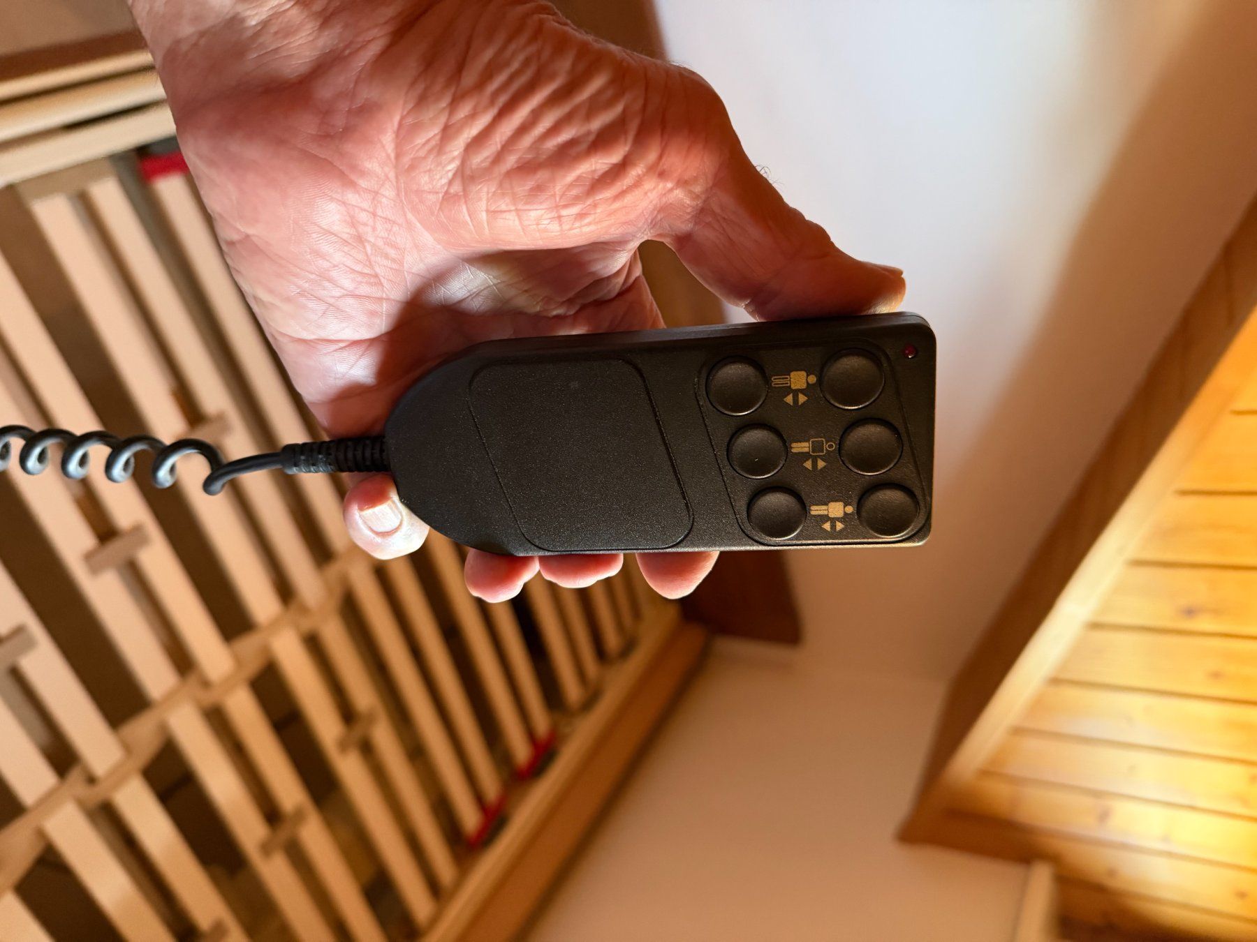 Betten: LIT  ÉLECTRIQUE  EUROSLEEP  SWISS  TECH – Gebraucht aus Apples von Gasscret 3