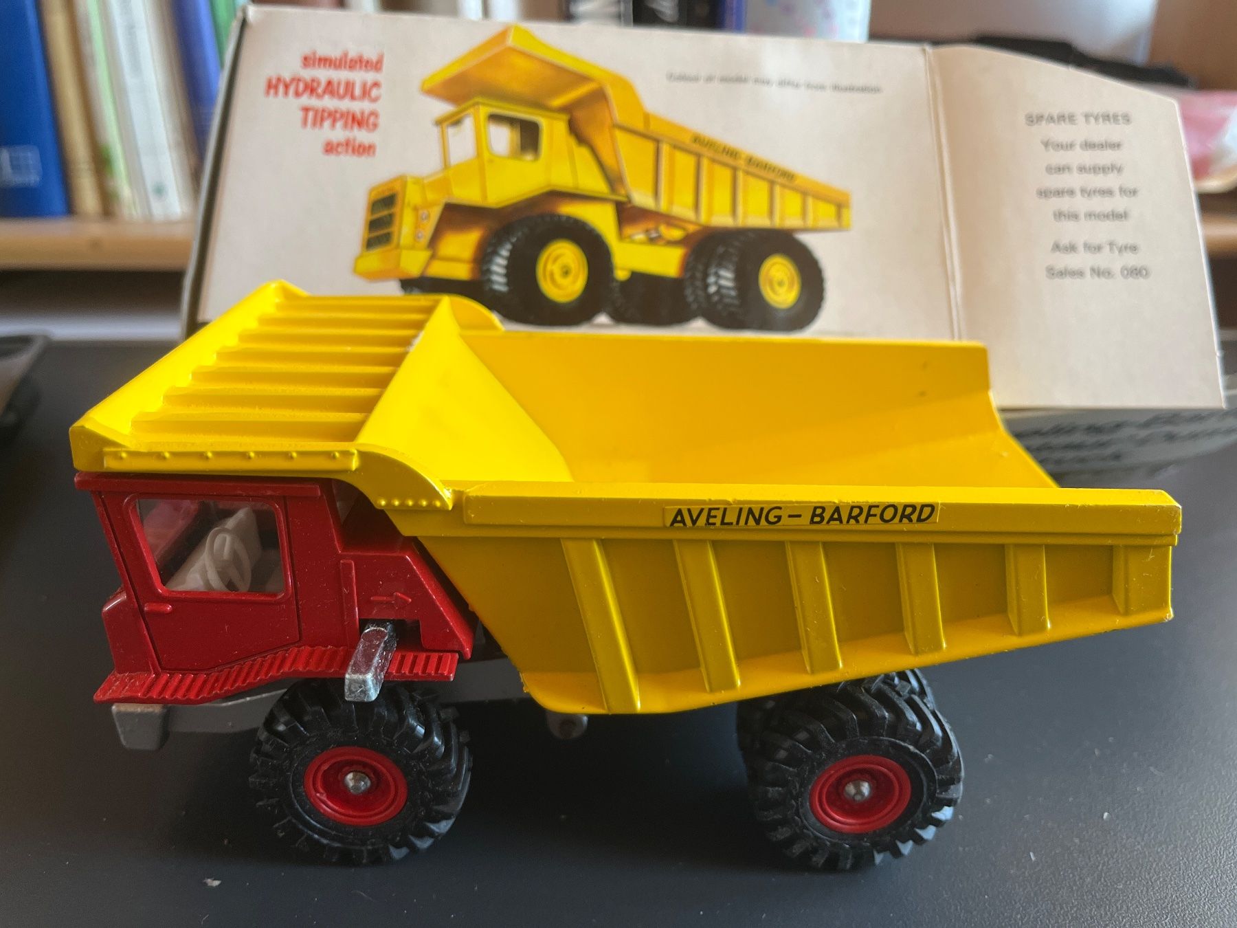 Dinky Toys Modellini d'auto: Dinky toys Dump truck – Usato da Goumoens-la-ville venduto da sfornallaz