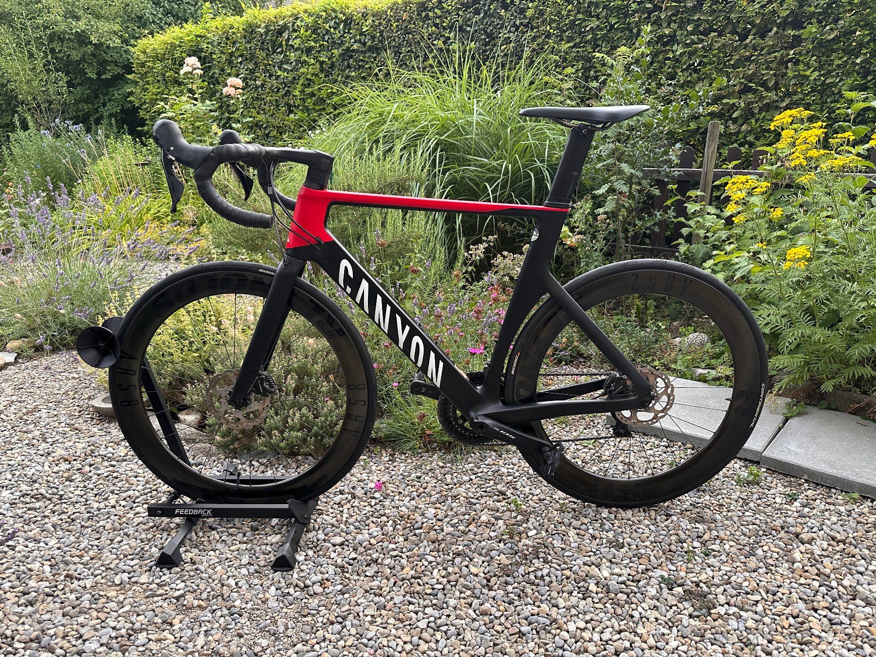 Canyon Vélos: Canyon Aeroad CF SL 7 Disc 2022 - Grösse L - Shimano 105 – D'occasion à Bern par fab_gjd2