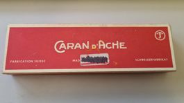 Caran d'Ache Vintage Schachtel aus Karton mit 9 Farbstiften