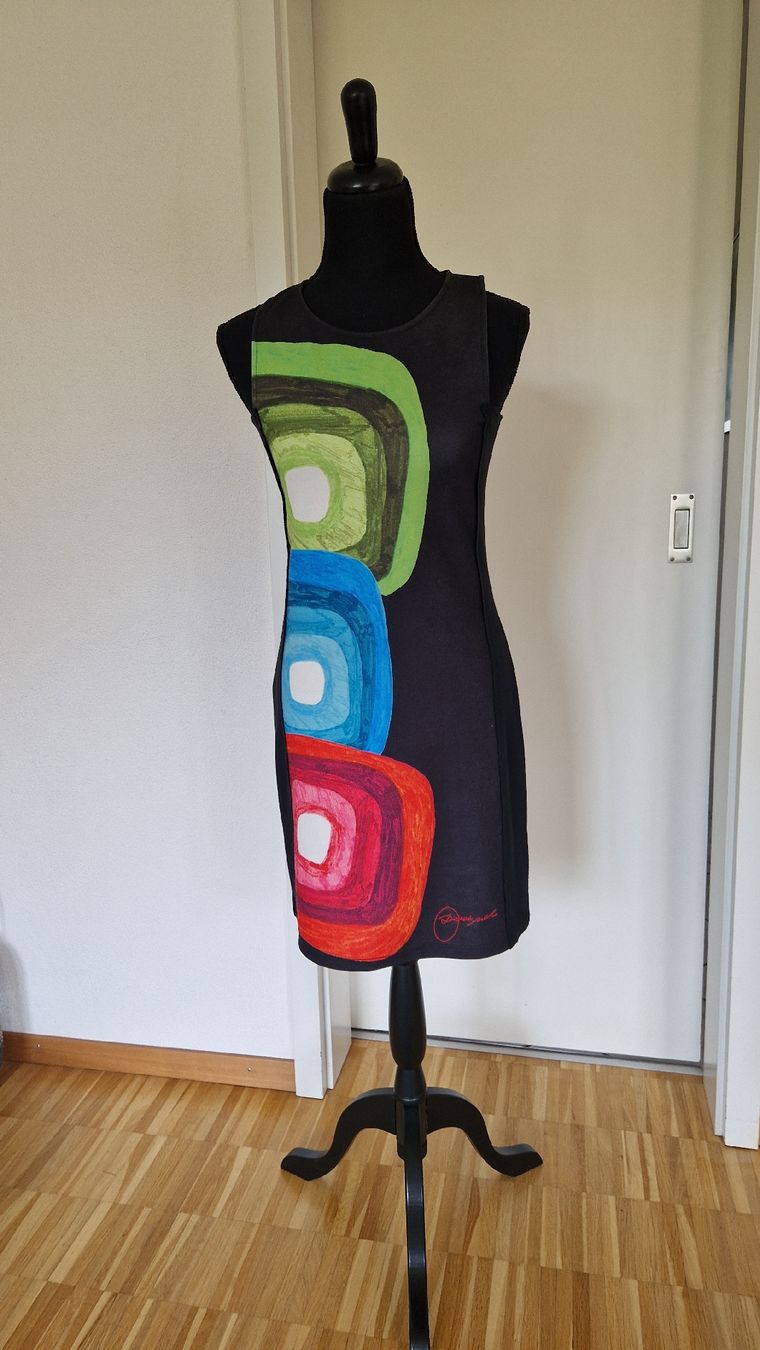 Desigual Vestiti: Kleid von Desigual, Gr. M – Usato da Möhlin venduto da Itartaruga