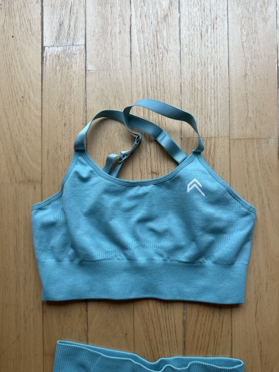 Oner Active Leggings: Oner Active Set – Neu (gemäss Beschreibung) aus Rickenbach-Sulz von hel_yx9y 4
