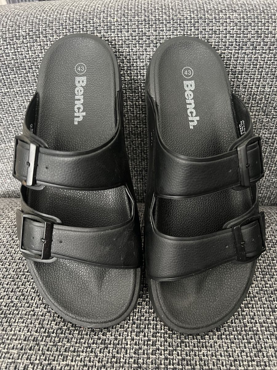 Bench Scarpe da uomo: Bench Sandalen 43 – Nuovo (secondo la descrizione) da Zürich venduto da Walllstreet