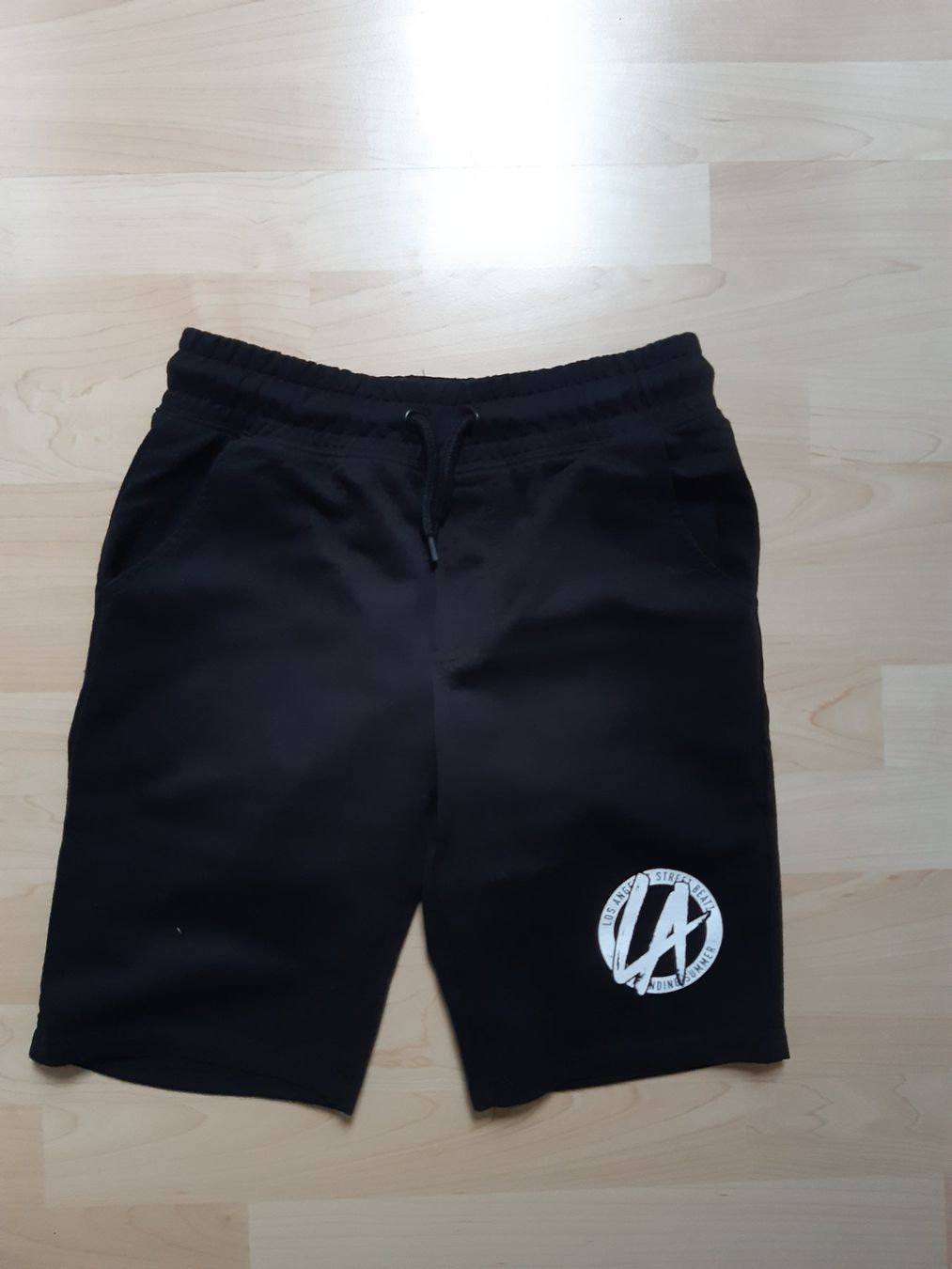 Pantalons: Shorts Grösse 146 / 152 – D'occasion à Mülligen par gipseli