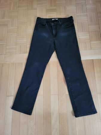 Levis Jeans 314 Gr. 32