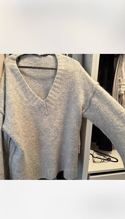 Zara Pullover & Sweatshirts: Zara Pullover Grösse M – Gebraucht aus Kradolf von ij5 1