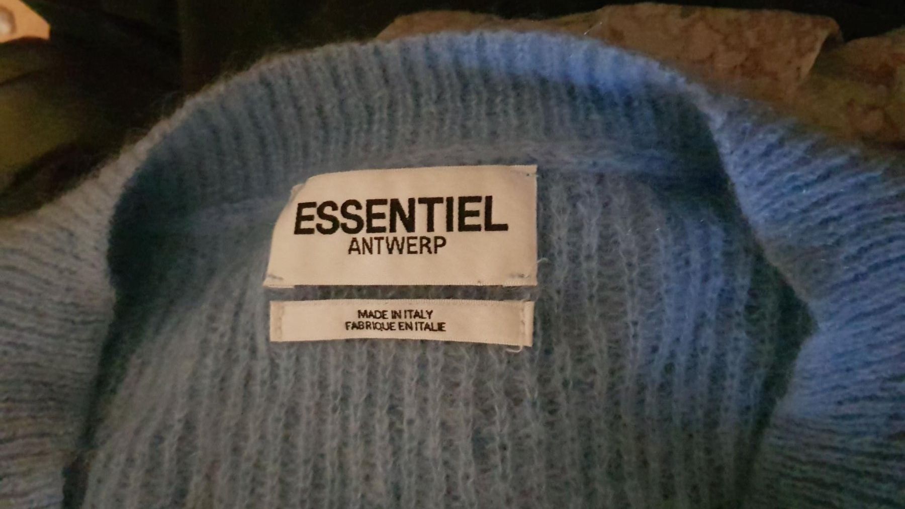 Maglioni & Felpe: Strickpullover Essentiel Antwerp, Grösse ca. M-L – Usato da Zezikon venduto da Upsetter 3