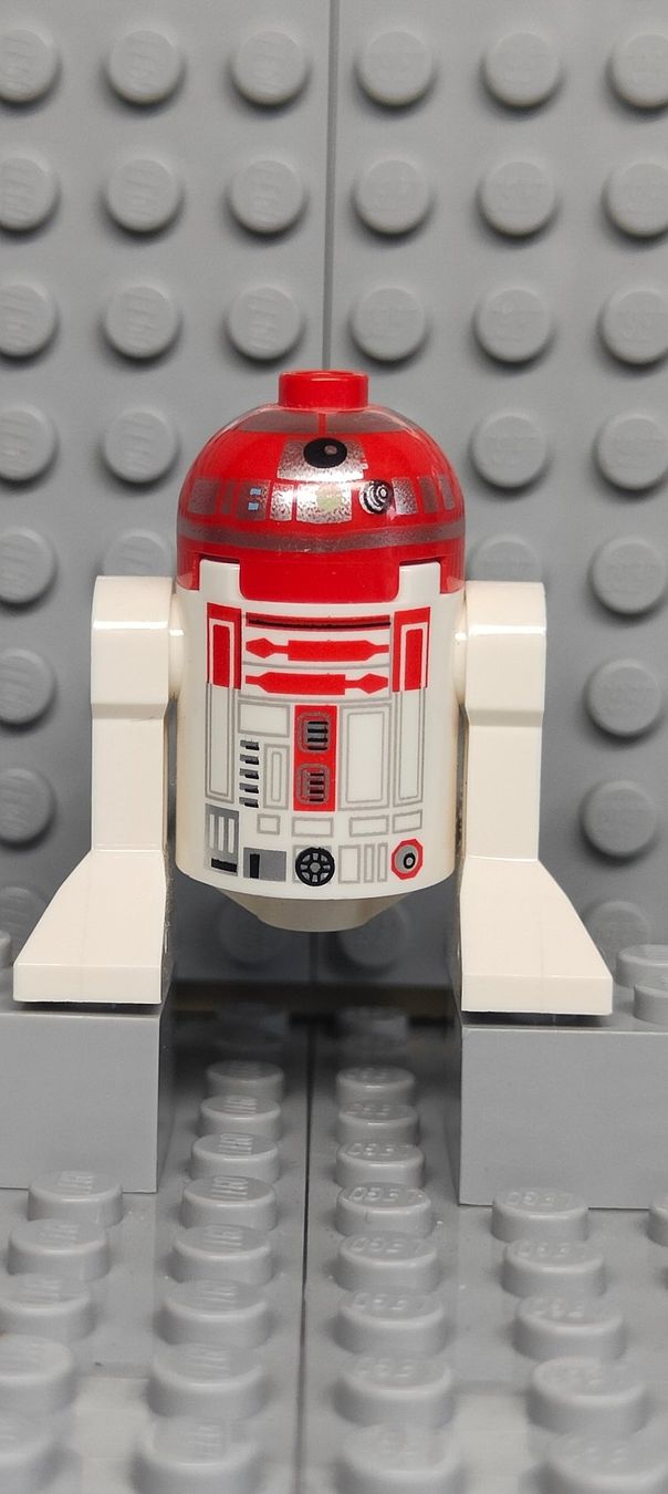 Lego Kit di costruzioni: Lego Star Wars -  Astromech Droid, R4-P22 – Nuovo (secondo la descrizione) da Arconciel venduto da breakout103