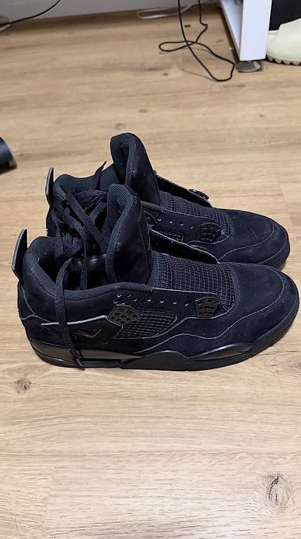 Scarpe da uomo: Jordan 4 Black Cats – Usato da Neuhausen venduto da agh_g2nd 1