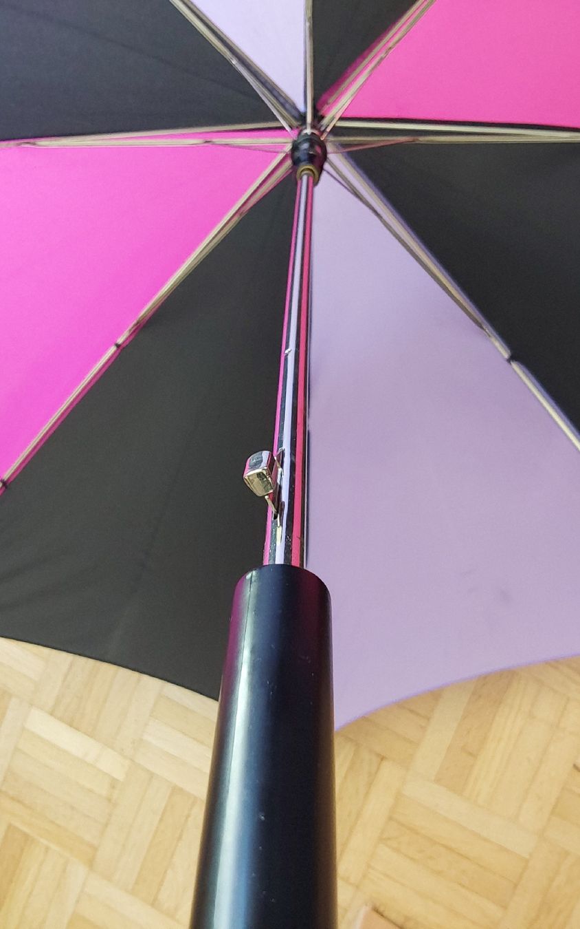 Regenschirme: Regenschirm – Gebraucht aus Köniz von scopello12 2