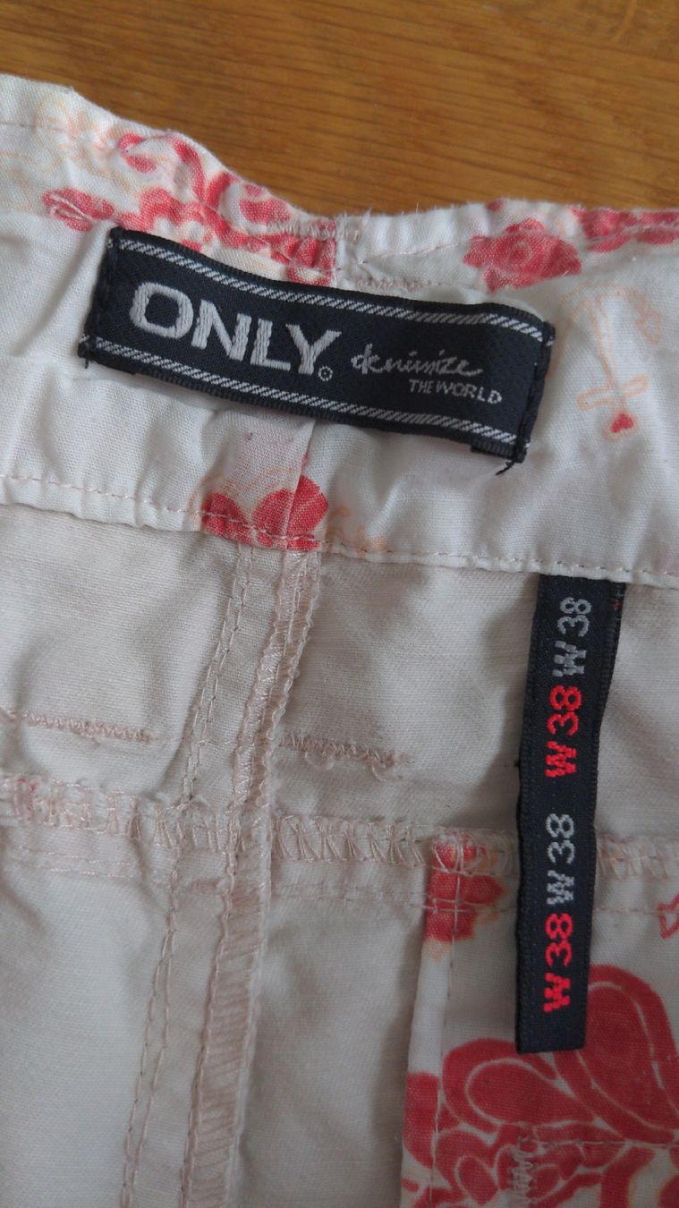 Only Pantaloni: Coole Sommer-Shorts von ONLY, hellrosa Grösse 38 – Usato da Sutz venduto da Rawypp 4