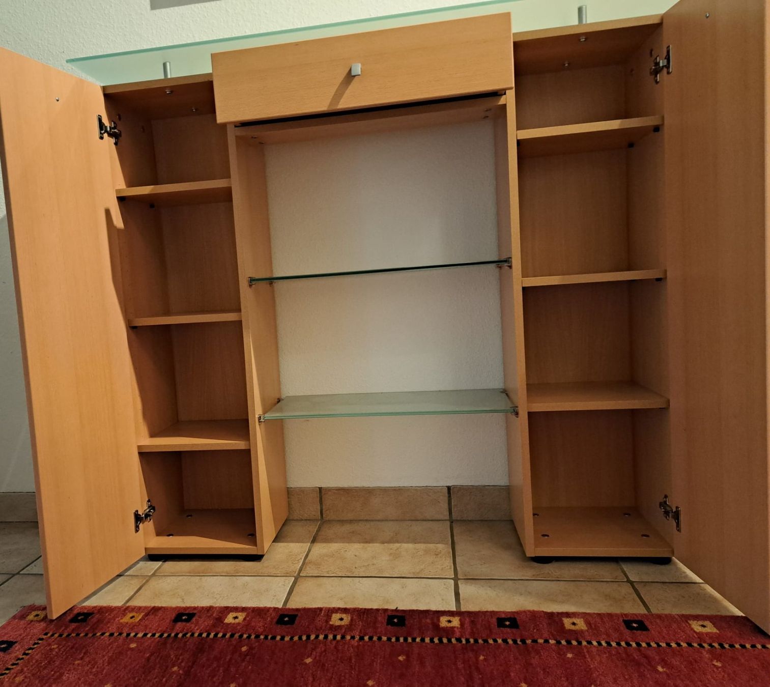 Ladenausstattungen & Messebau: Buche Sideboard mit Glastablaren, Top Zustand! – Gebraucht aus Münchenstein von ger_r7zx 1