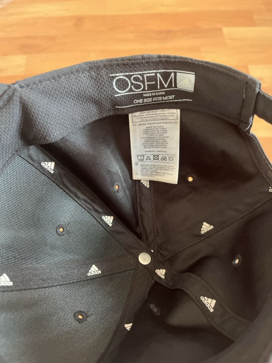 Adidas Chapeaux, bonnets & casquettes: Adidas Cap – D'occasion à Seuzach par anina.k 2