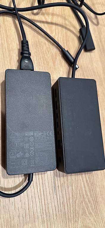 Microsoft Dockingstation: Microsoft Surface Docking Station – Gebraucht aus Winterthur von Masterdan 4