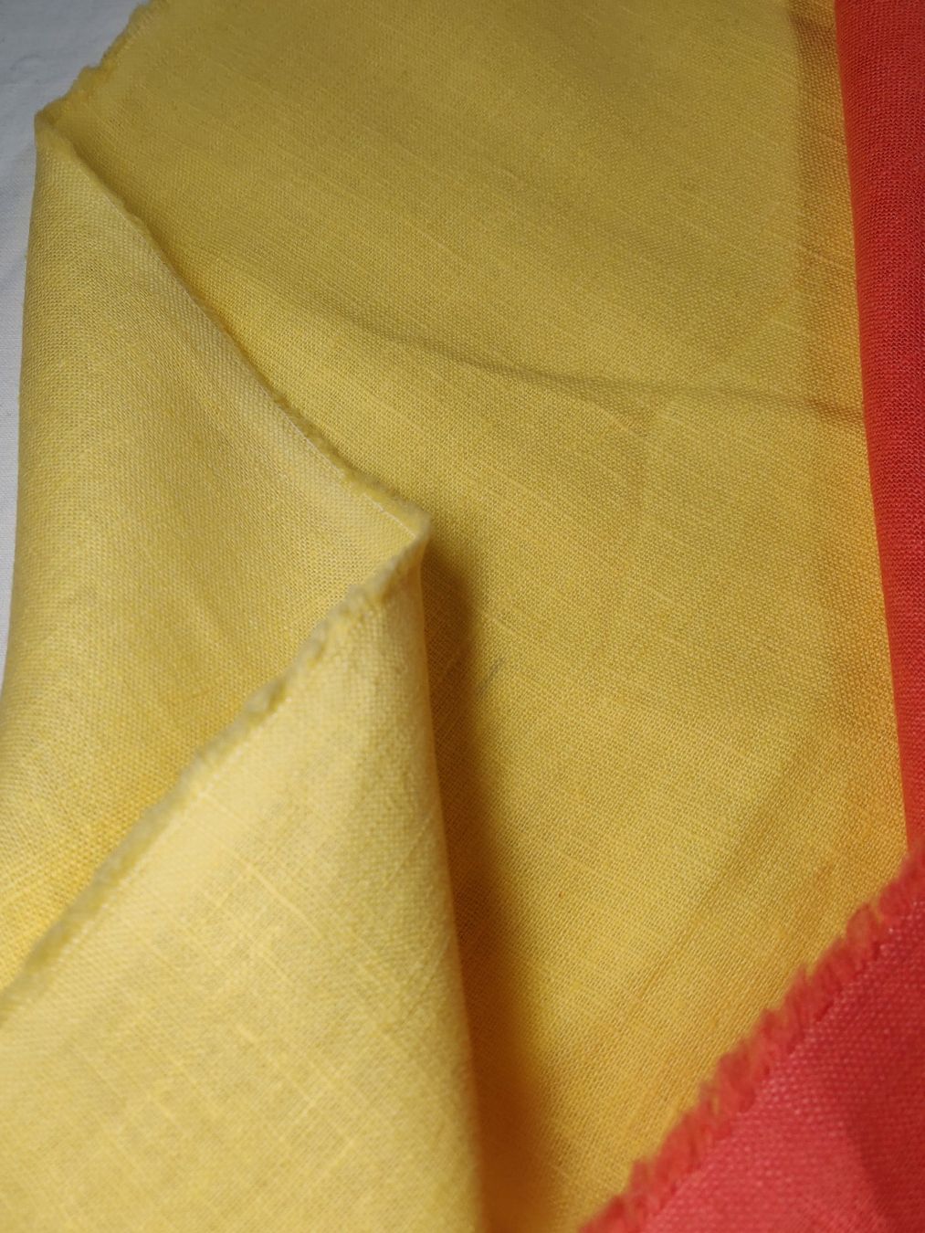Tessuti: Ital. Designer Leinen Stoff leicht 1.50x1.40m soft giallo – Nuovo (secondo la descrizione) da Lufingen venduto da Voyager7 3