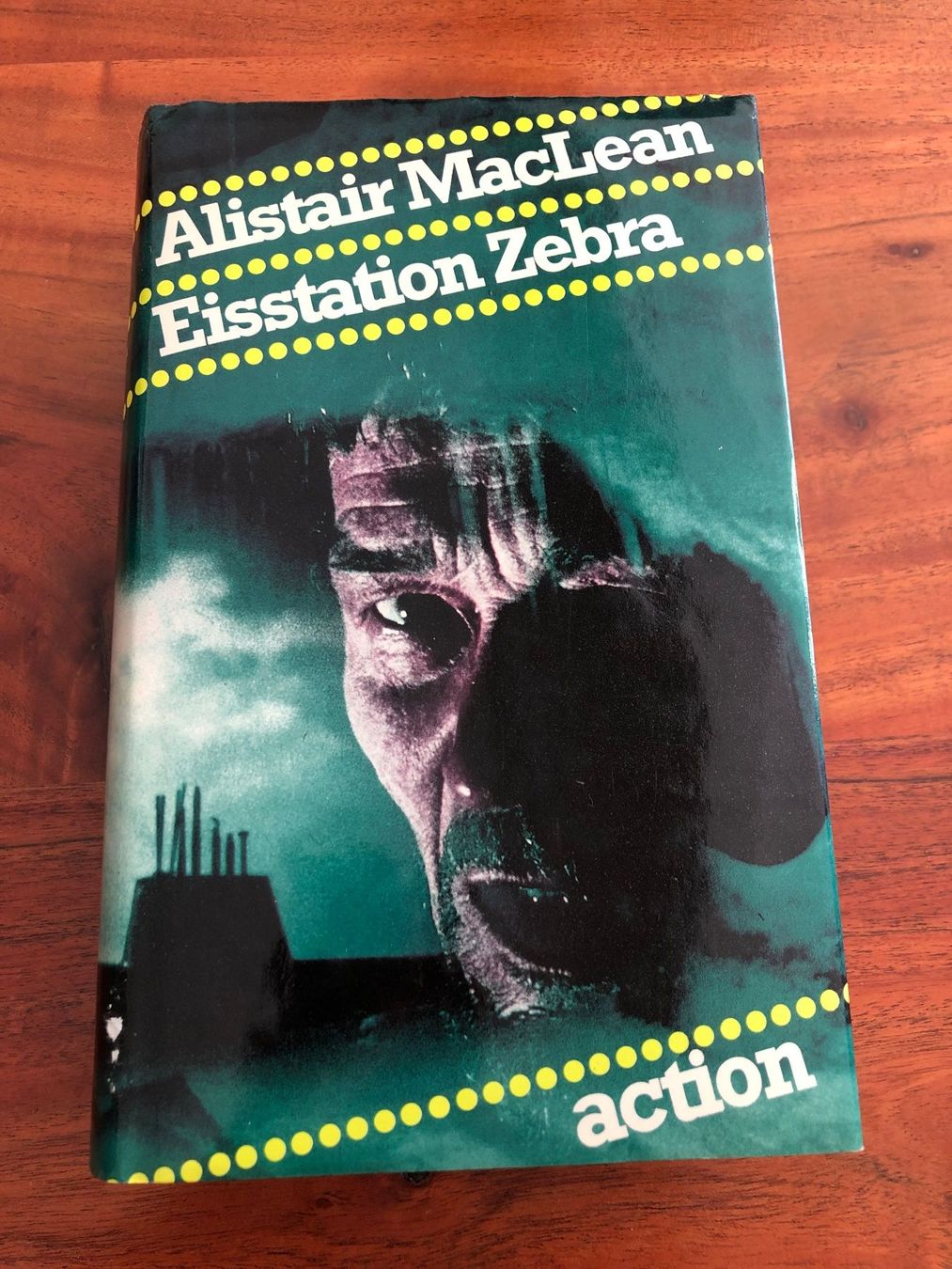 Libri: Alistair MacLean: Eisstation Zebra – Usato da Schübelbach venduto da Dolly990_2
