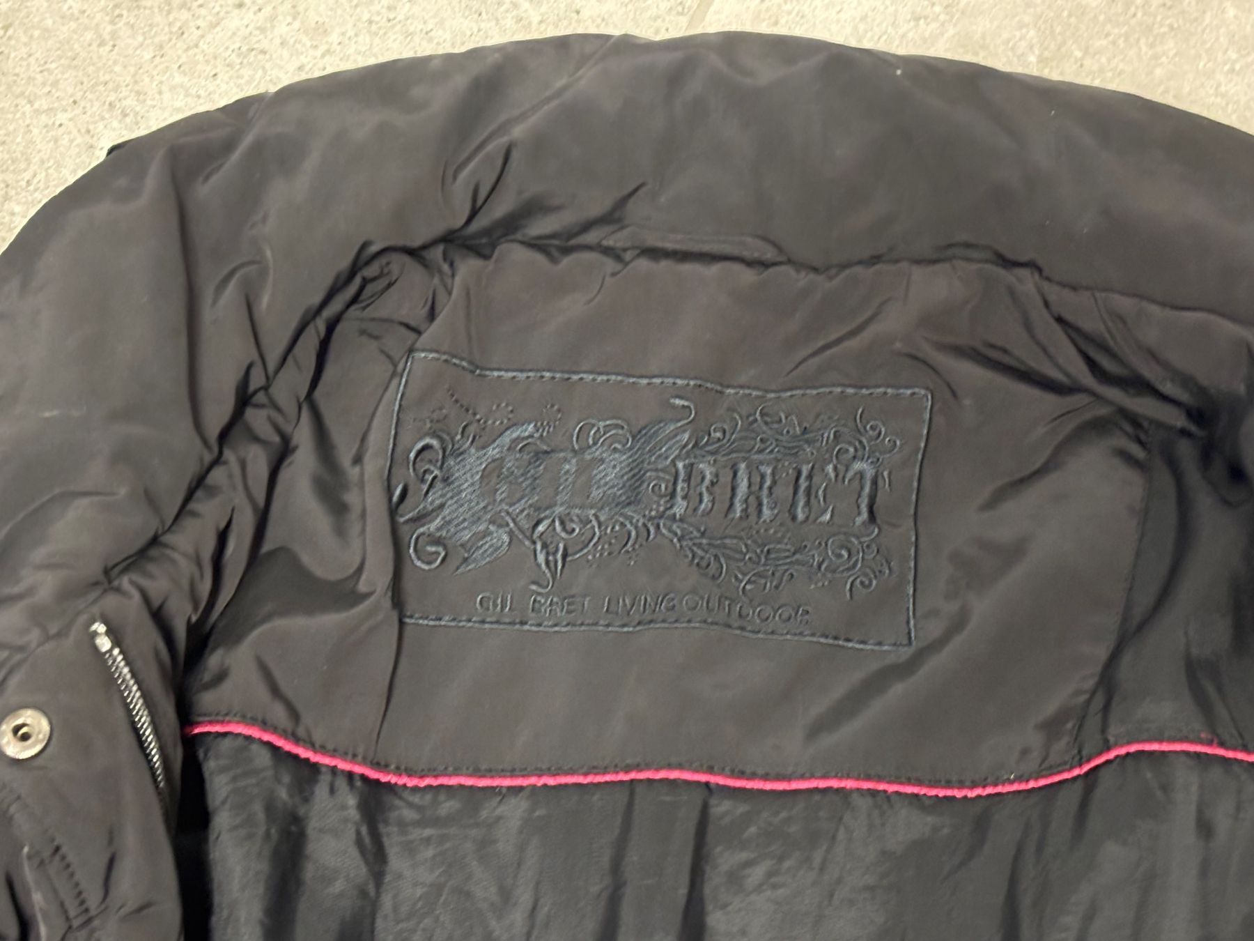 Giacche: Veste noire chaude longue taille 40 type doudoune – Usato da Salvenach venduto da gwenwywar 2